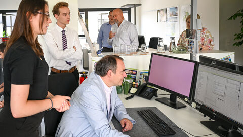 Alexander Lorz besucht die Julius Berger International GmbH 