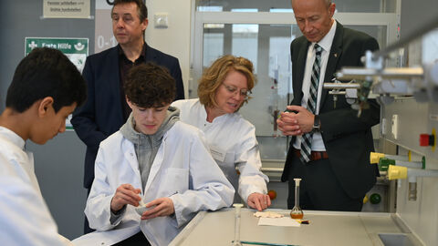 Armin Schwarz besucht Berufsschulzentrum Limburg