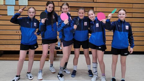 Silbermedaille Tischtennis WK III Mädchen Grimmelshausen Gymnasium Gelnhausen